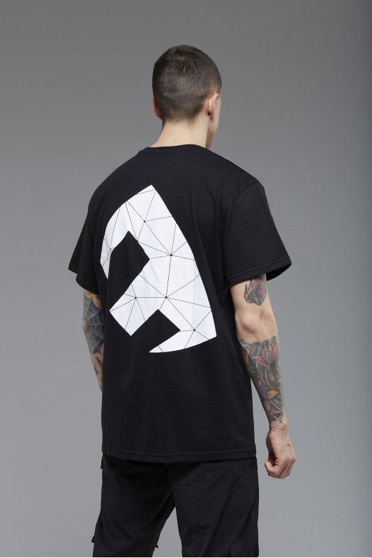 T-SHIRT PYRAMID TL 02LOS SS22 BLACK